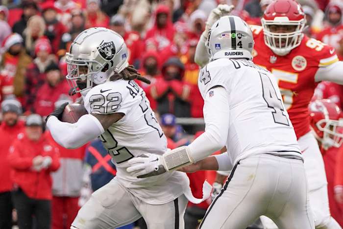 The Las Vegas Raiders retaining running back Ameer Abdullah was a quiet but productive move.